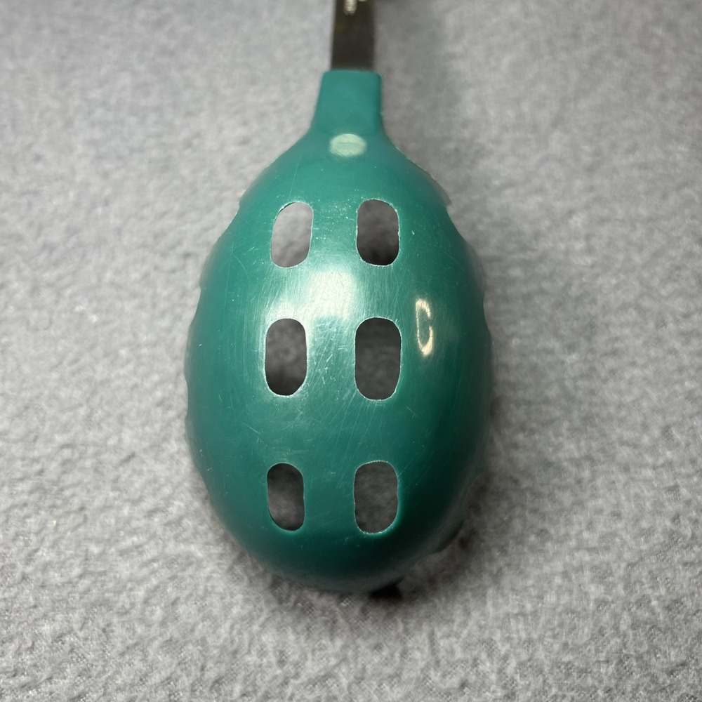 Vintage Green Pasta Serving Spoon Mid-Century Kitchenware - Picture 6 of 7